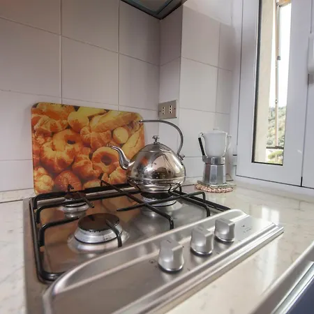 239 - Casa Del Sole Vista Mare - 5minuti A Piedi Dal Mare - Parcheggio Privato *
