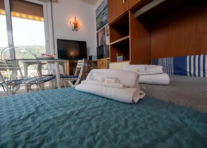 239 - Casa Del Sole Vista Mare - 5minuti A Piedi Dal Mare - Parcheggio Privato * Moneglia