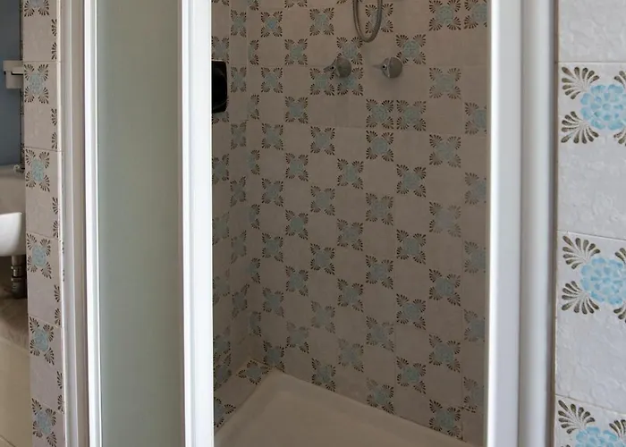 239 - Casa Del Sole Vista Mare - 5minuti A Piedi Dal Mare - Parcheggio Privato Apartamento *
