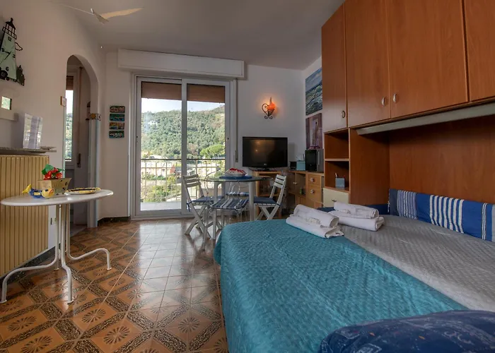 239 - Casa Del Sole Vista Mare - 5minuti A Piedi Dal Mare - Parcheggio Privato Apartamento Moneglia