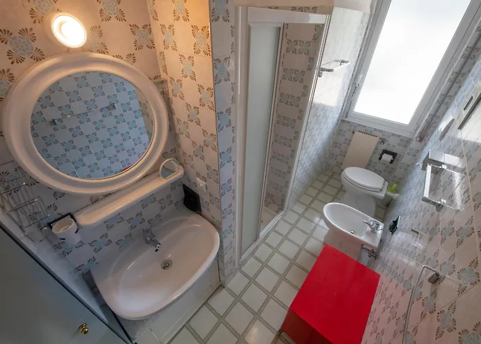 239 - Casa Del Sole Vista Mare - 5minuti A Piedi Dal Mare - Parcheggio Privato *
