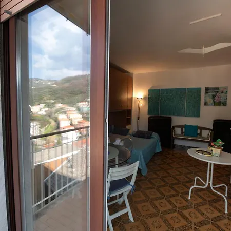 239 - Casa Del Sole Vista Mare - 5minuti A Piedi Dal Mare - Parcheggio Privato Apartment *