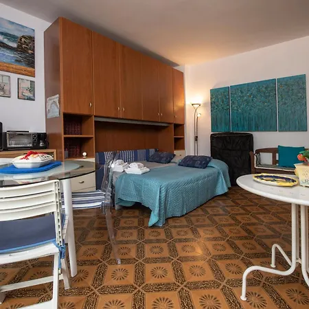 239 - Casa Del Sole Vista Mare - 5minuti A Piedi Dal Mare - Parcheggio Privato Apartment Moneglia